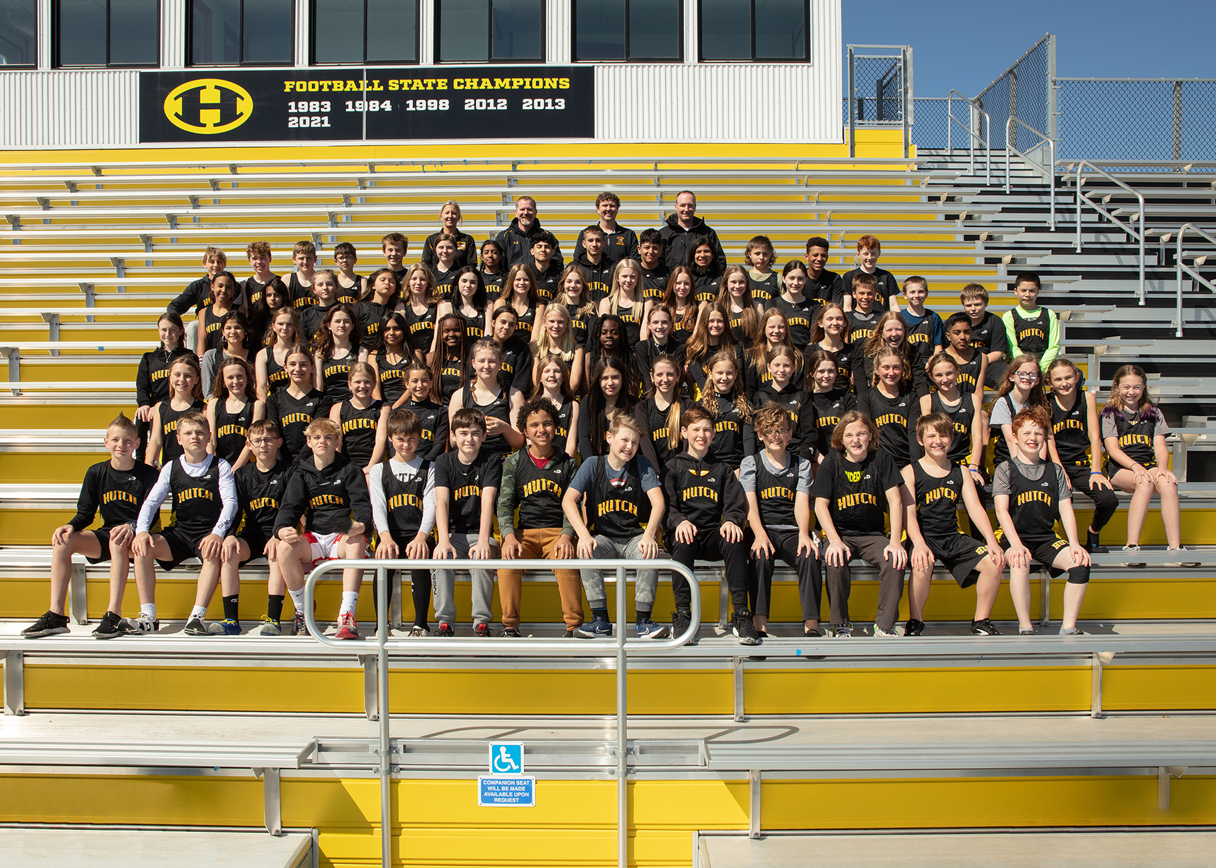 group photo of middle school track team